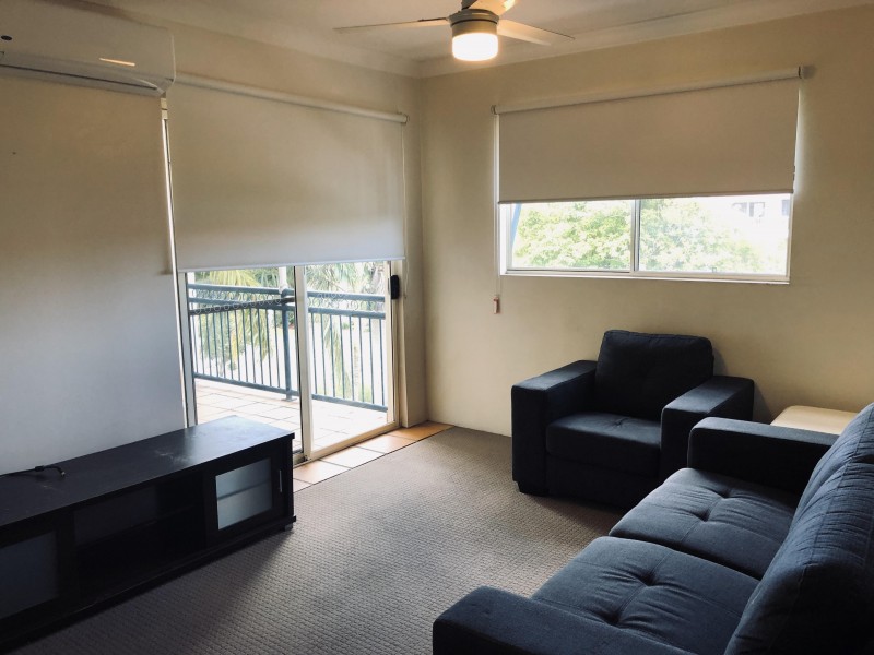 10-14 Purli Street, Chevron Island QLD 4217