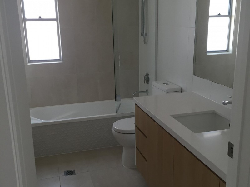 65 Parnell Blv, Robina QLD 4226