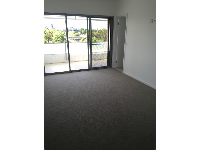 @ Parnell Blv, Robina QLD 4226