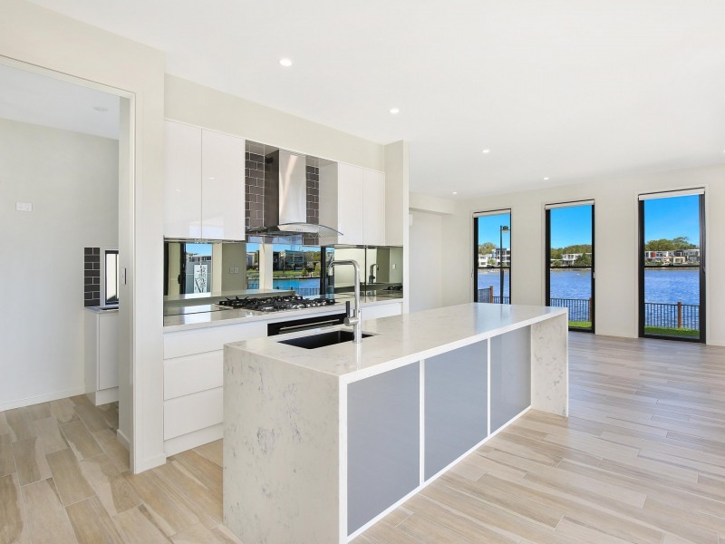 70 Prime Pde, Birtinya QLD 4575