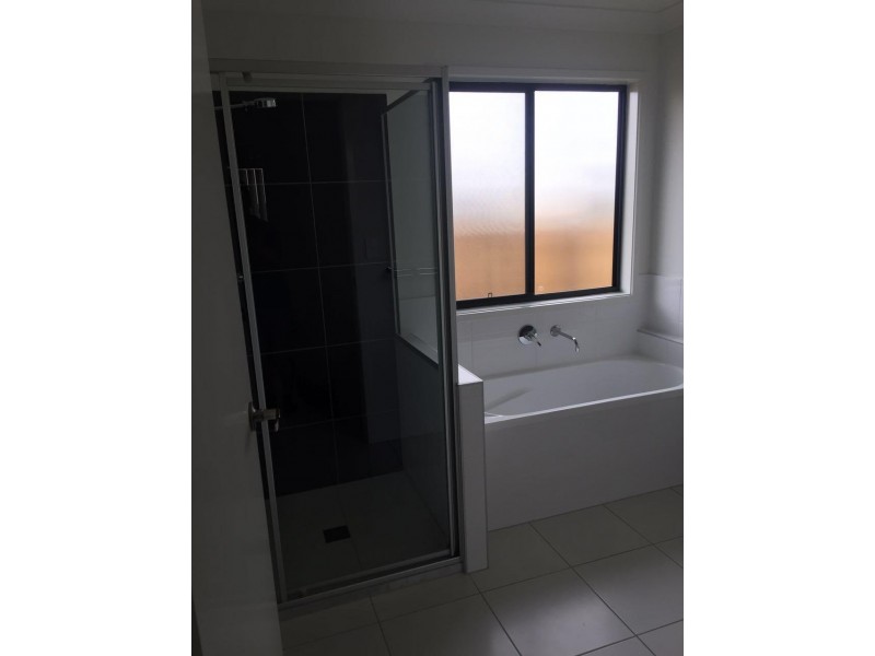 @ Flora Terrace, Pimpama QLD 4209