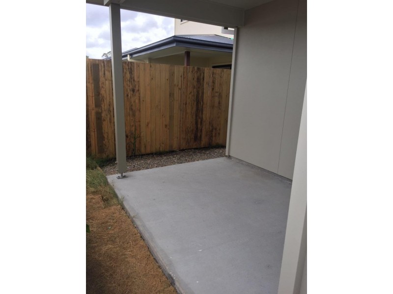 @ Flora Terrace, Pimpama QLD 4209