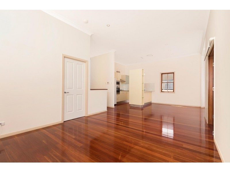 226 ARTHUR STREET, Teneriffe QLD 4005