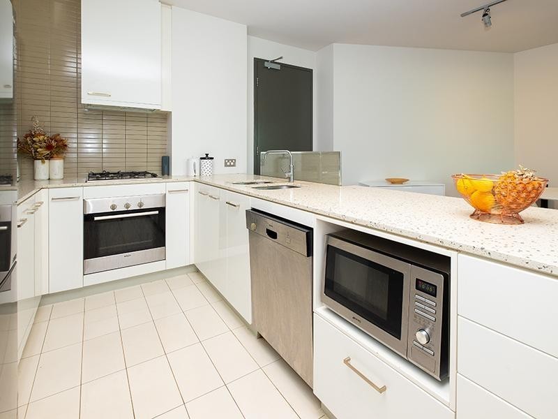 20 Newstead Terrace, Newstead QLD 4006