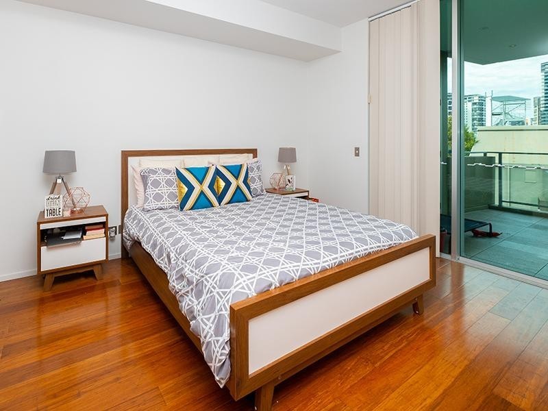 20 Newstead Terrace, Newstead QLD 4006