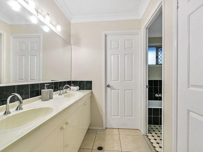 7 Coral Gum Court, Kuraby QLD 4112