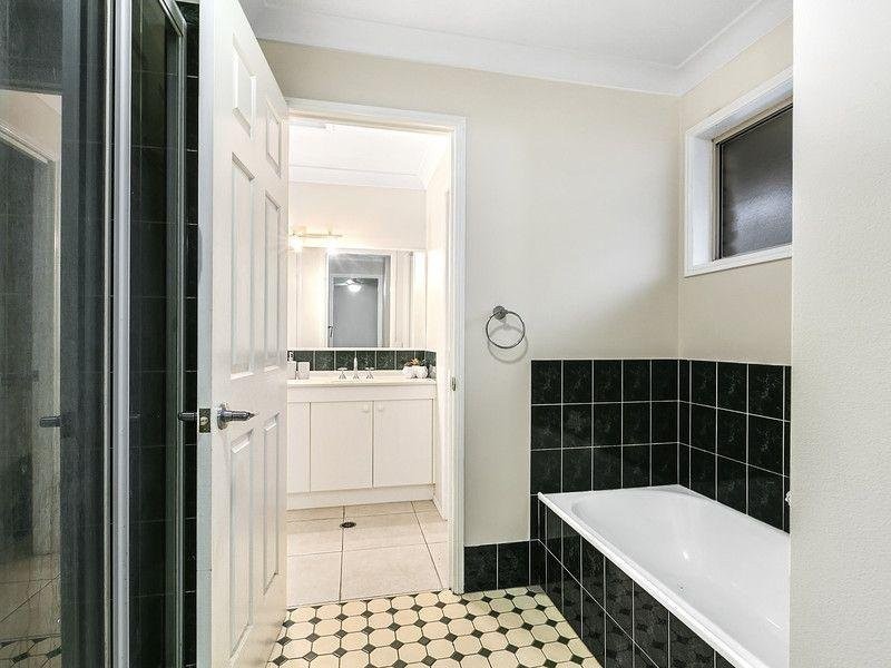 7 Coral Gum Court, Kuraby QLD 4112