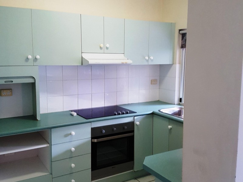 unit 33/5-15 McGregor Street, Mooroobool QLD 4870