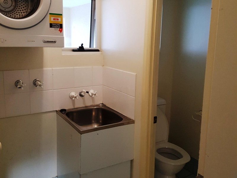 unit 33/5-15 McGregor Street, Mooroobool QLD 4870