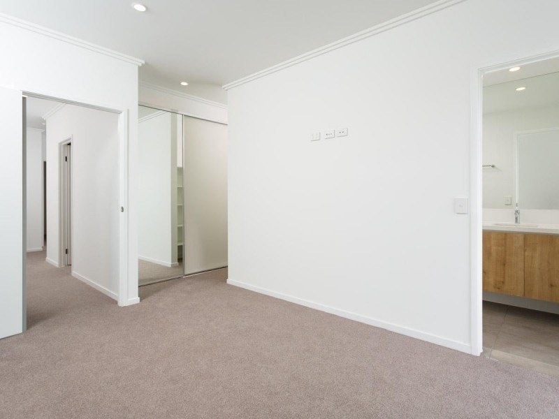 69 Parnell BLVD, Robina QLD 4226