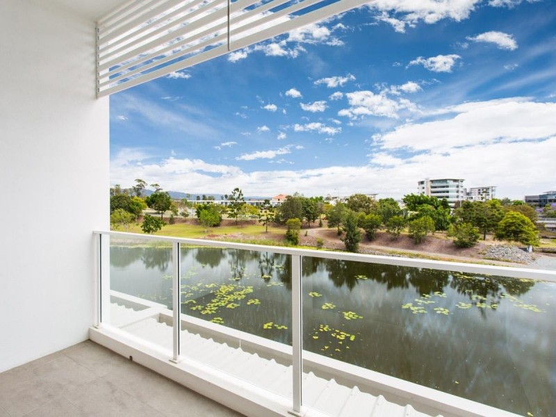 69 Parnell BLVD, Robina QLD 4226