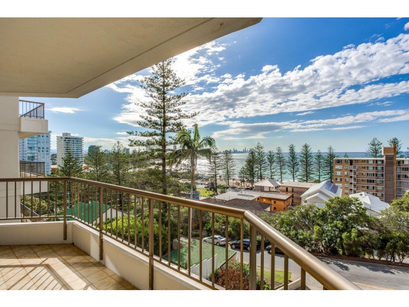 75/45 Hayle Street, Burleigh Heads QLD 4220