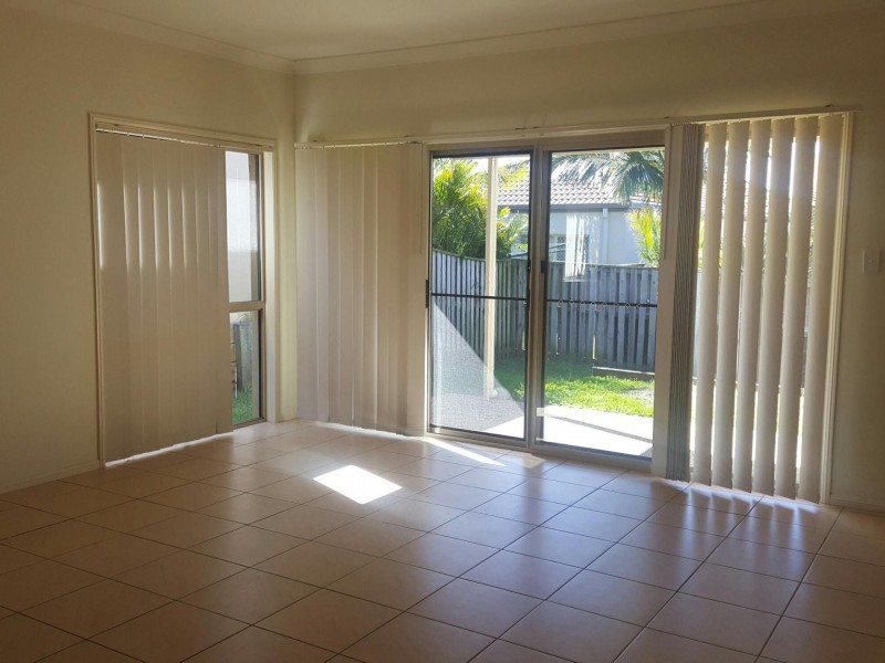 48 Palma Cres, Varsity Lakes QLD 4227