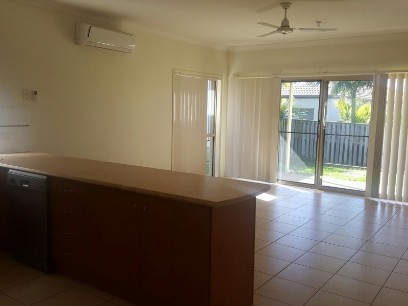 48 Palma Cres, Varsity Lakes QLD 4227