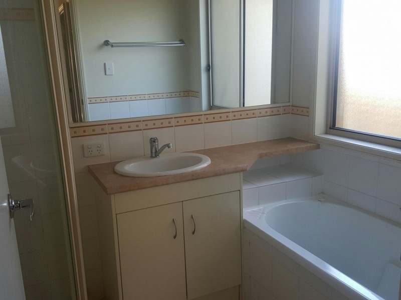 48 Palma Cres, Varsity Lakes QLD 4227