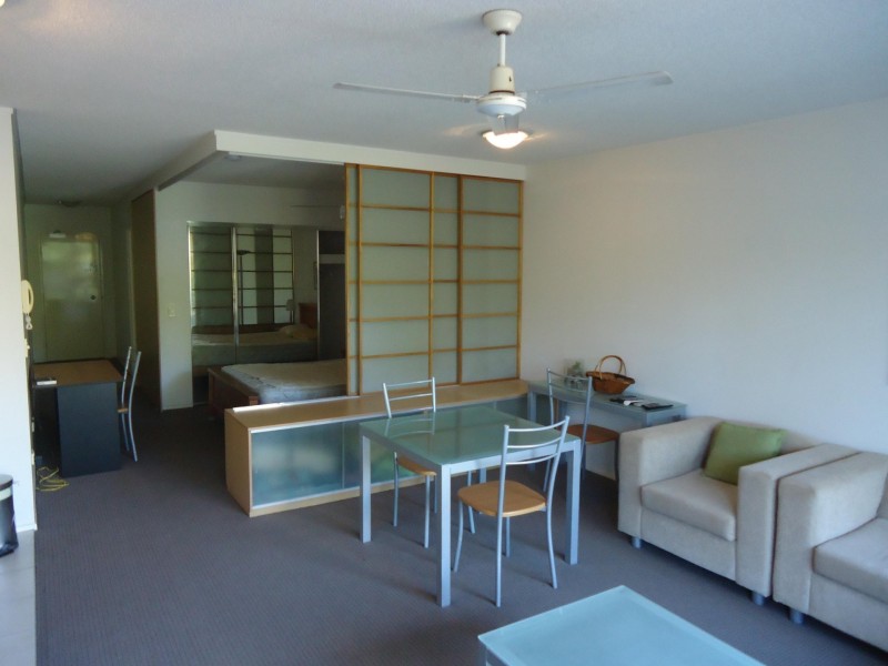 19/15 Goodwin Street, Kangaroo Point QLD 4169