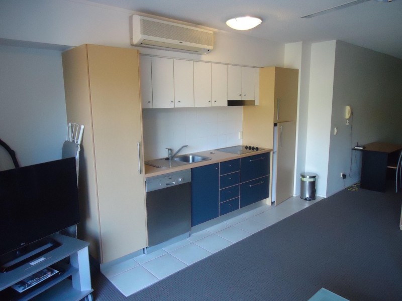 19/15 Goodwin Street, Kangaroo Point QLD 4169