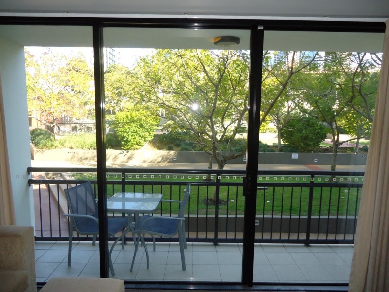 19/15 Goodwin Street, Kangaroo Point QLD 4169
