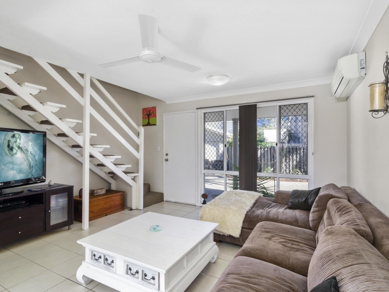 Unit 79/300 Cottesloe, Mermaid Waters QLD 4218