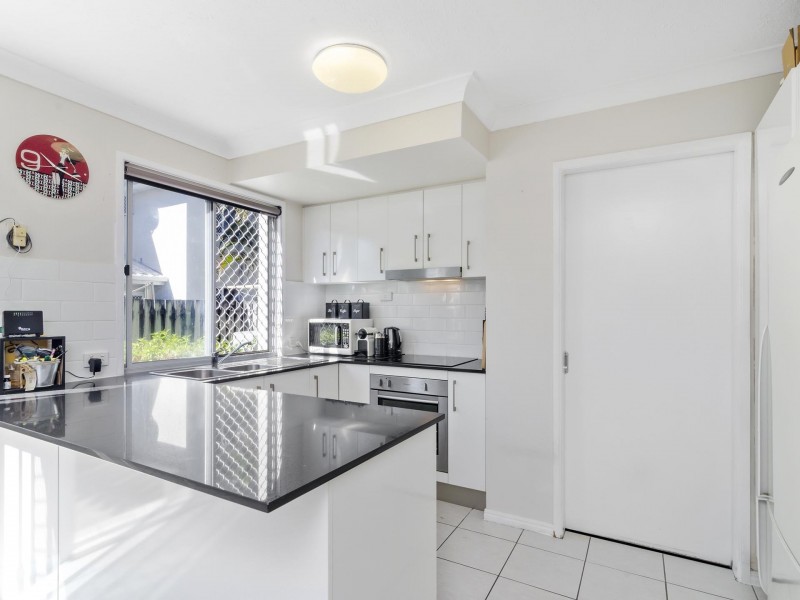 Unit 79/300 Cottesloe, Mermaid Waters QLD 4218