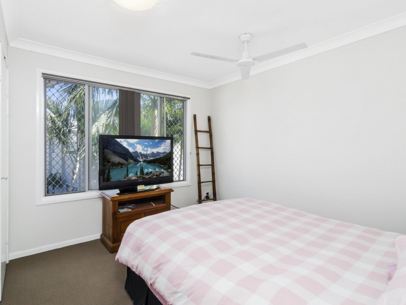 Unit 79/300 Cottesloe, Mermaid Waters QLD 4218