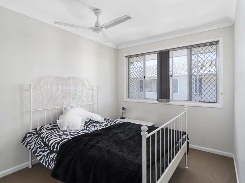 Unit 79/300 Cottesloe, Mermaid Waters QLD 4218