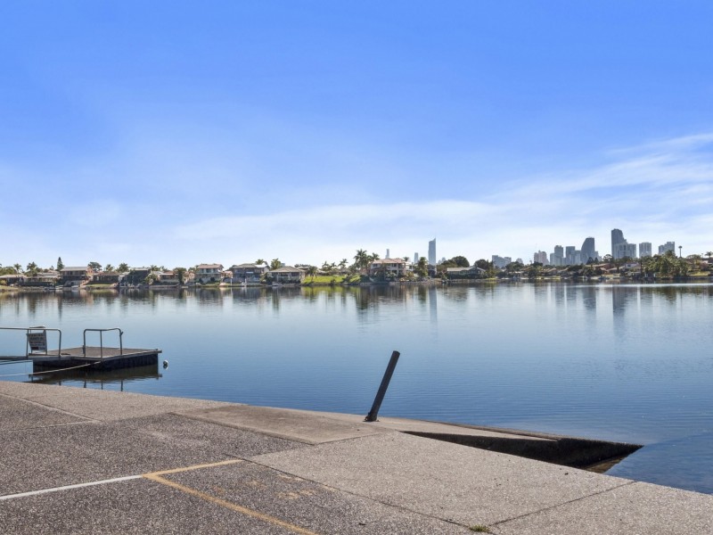 Unit 79/300 Cottesloe, Mermaid Waters QLD 4218