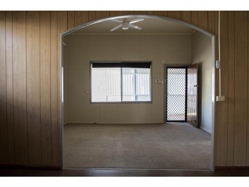 102 Arthur Street, Wellington NSW 2820