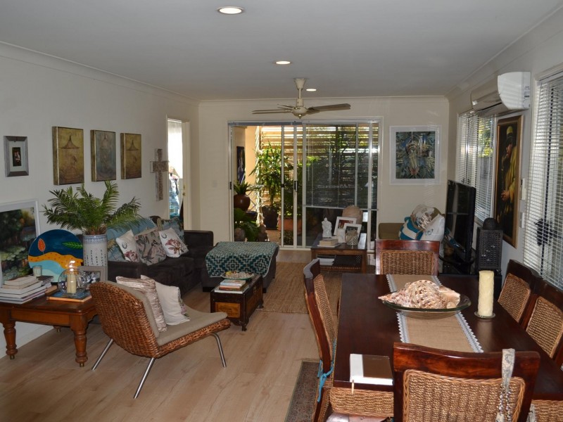 26/99-101 Heeb Street, Benowa QLD 4217