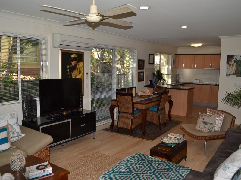 26/99-101 Heeb Street, Benowa QLD 4217