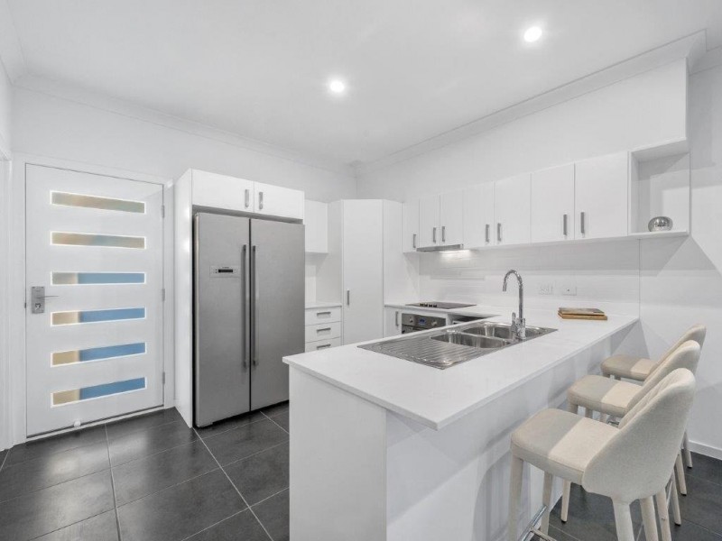 Everton Hills QLD 4053