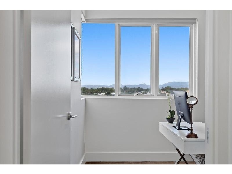 702/8 Waverley St, Surfers Paradise QLD 4217