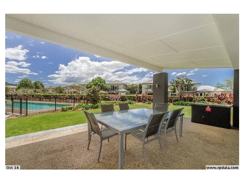 87 Peninsula Drive, Robina QLD 4226