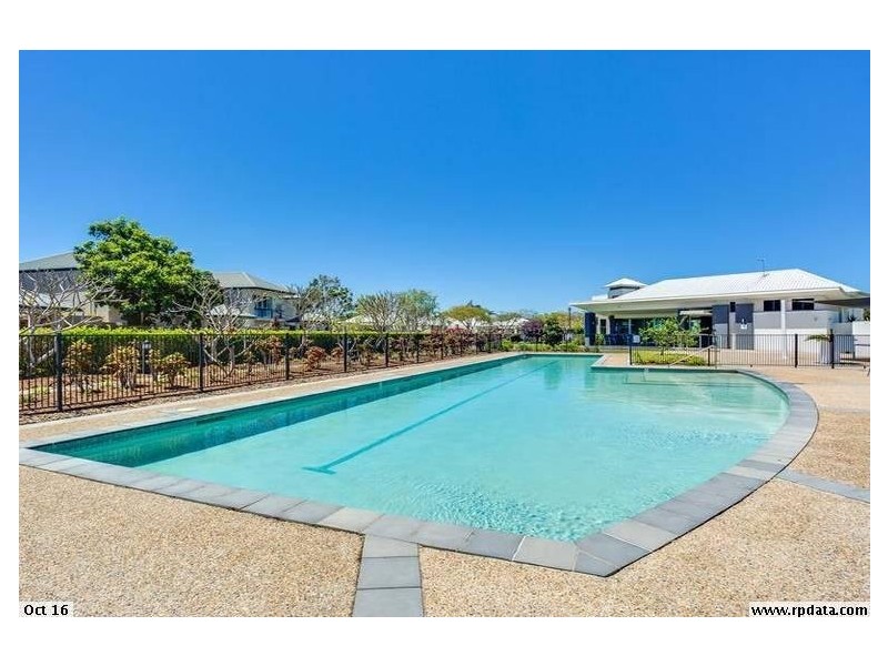 @/#87 Peninsula Drive, Robina QLD 4226