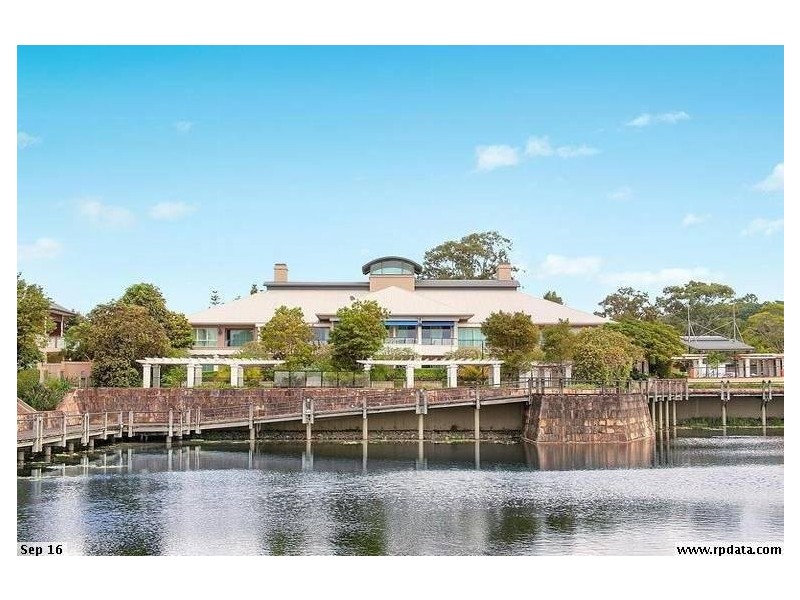 @/#87 Peninsula Drive, Robina QLD 4226