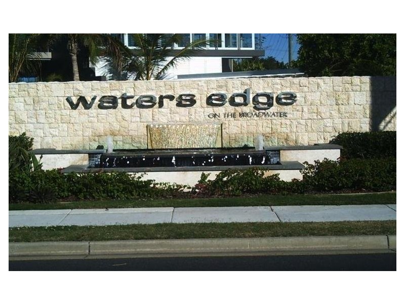 438 Marine Parade, Biggera Waters QLD 4216