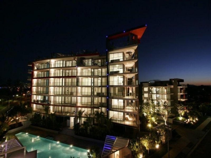 438 Marine Parade, Biggera Waters QLD 4216