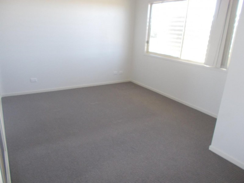 71 Stanley Street, Strathpine QLD 4500