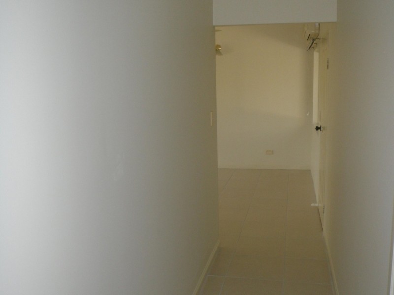 Unit 52/5-15 McGregor St, Mooroobool QLD 4870