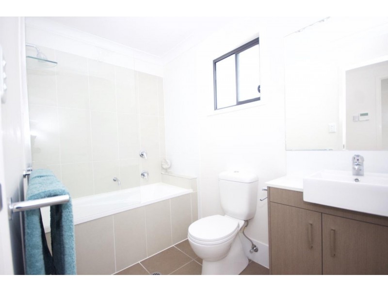 30 Falso Place, Doolandella QLD 4077