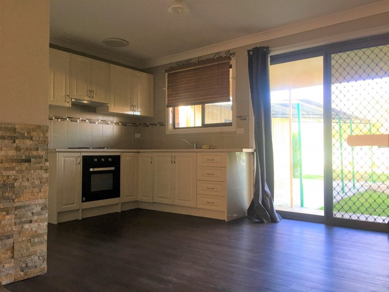 82 Simpson Street, Wellington NSW 2820