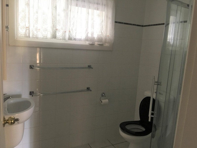 82 Simpson Street, Wellington NSW 2820