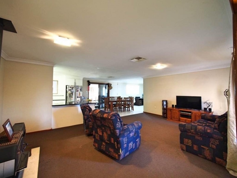 35 Marsh Street, Wellington NSW 2820