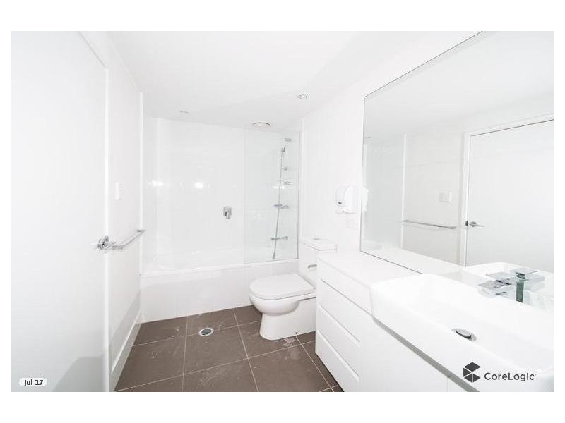 15 Compass Drive, Biggera Waters QLD 4216