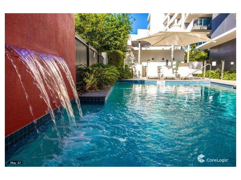 15 Compass Drive, Biggera Waters QLD 4216
