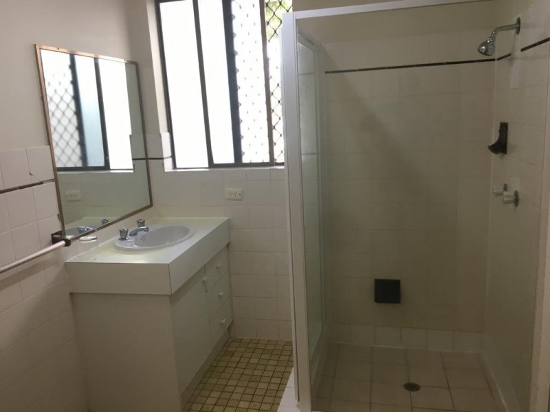Unit 213/27-31 Orchid Avenue, Surfers Paradise QLD 4217