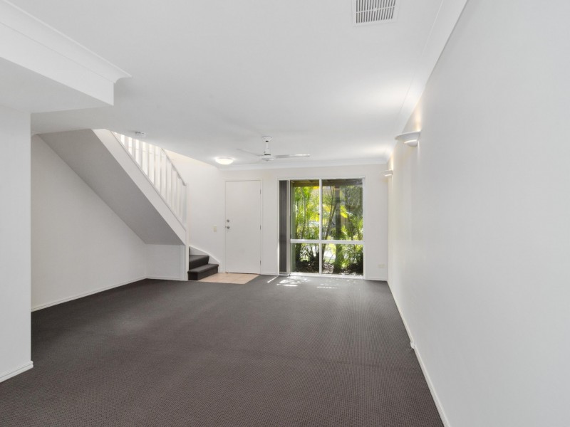Unit 73/215 Cottesloe, Mermaid Waters QLD 4218