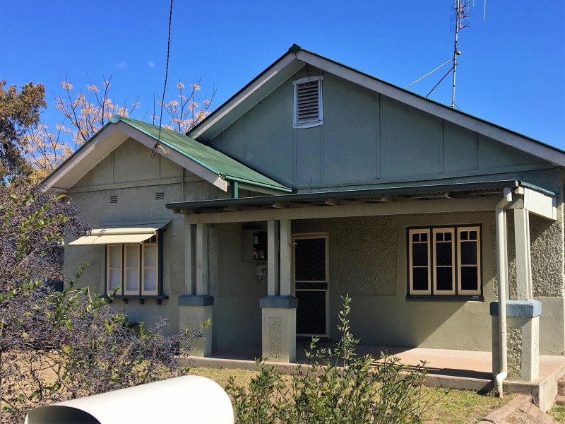 131 Pierce Street, Wellington NSW 2820