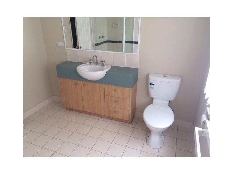 4/519 Tingal Road, Wynnum QLD 4178