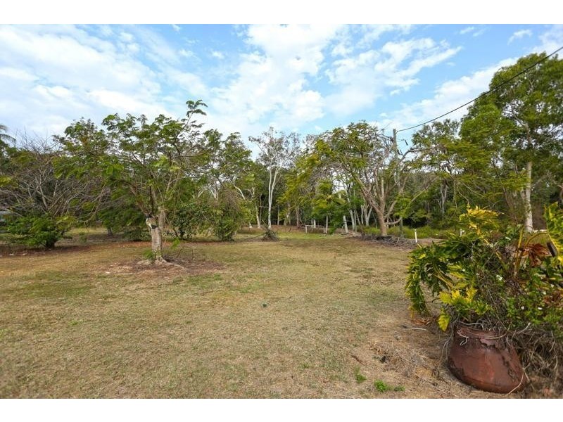 18 Maralyn Avenue, Grasstree Beach QLD 4740
